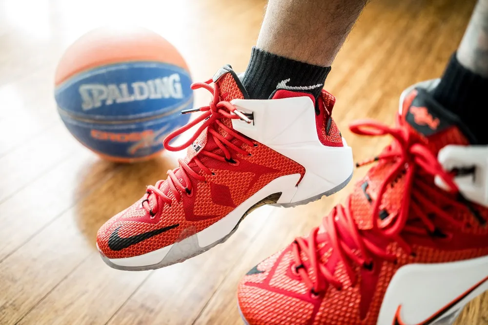feet of basketball player